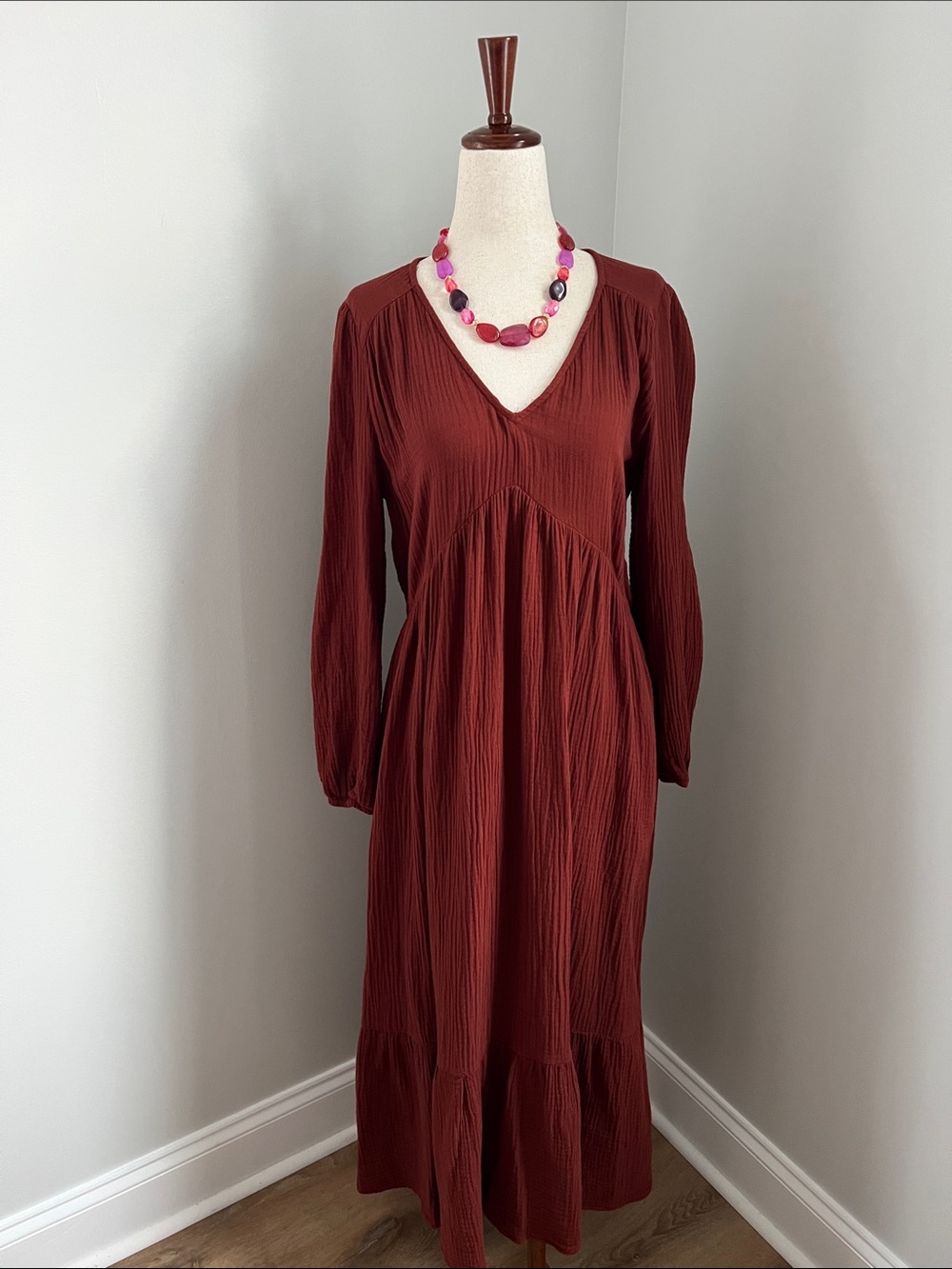 Melrose and Market | 100% Cotton Rust Red Flowy Maxi Dress with V-Neck Size M